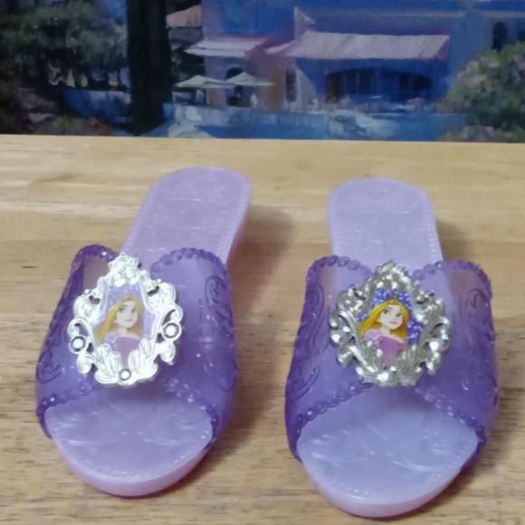 👸 2 Pair Disney Princess Rapunzel Sandals 👸 🆕Costume👗Tangled Dress Up Shoes. - Picture 10 of 11